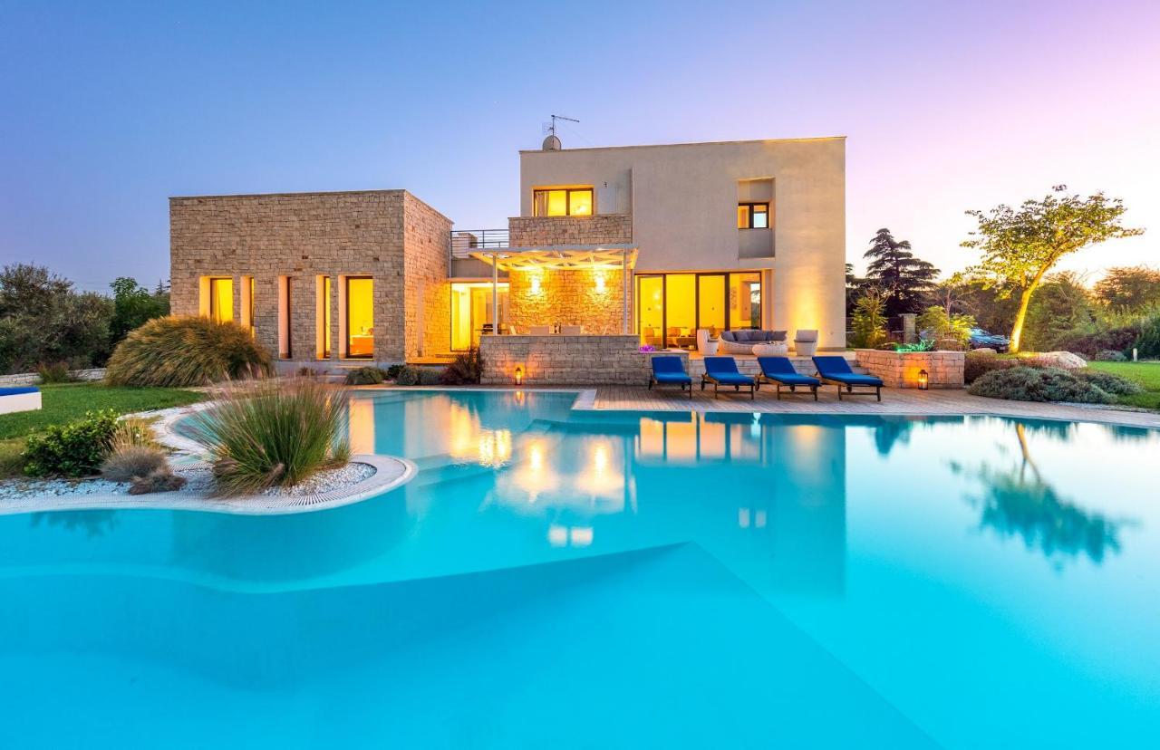 Villa Flavia Полиньяно-а-Маре Экстерьер фото